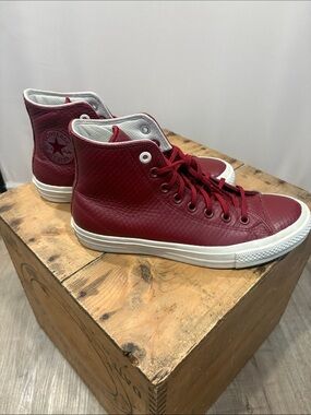 🌟Host Pick🌟 Converse Chuck Taylor All Star II High Top Leather Unisex Sneaker